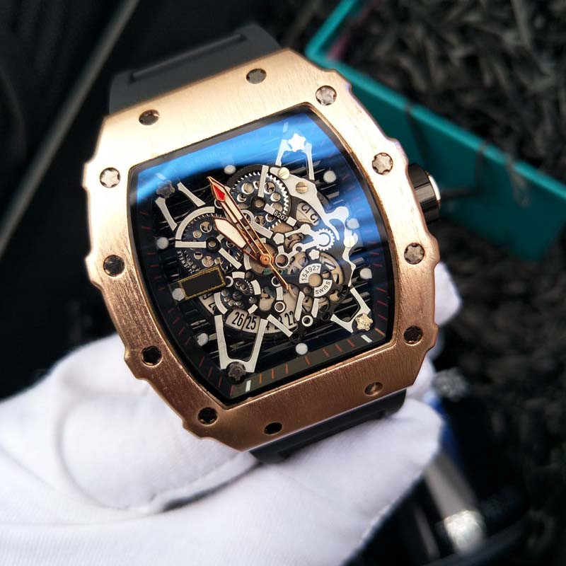 全新个性风镂空骷髅头酒桶型手表