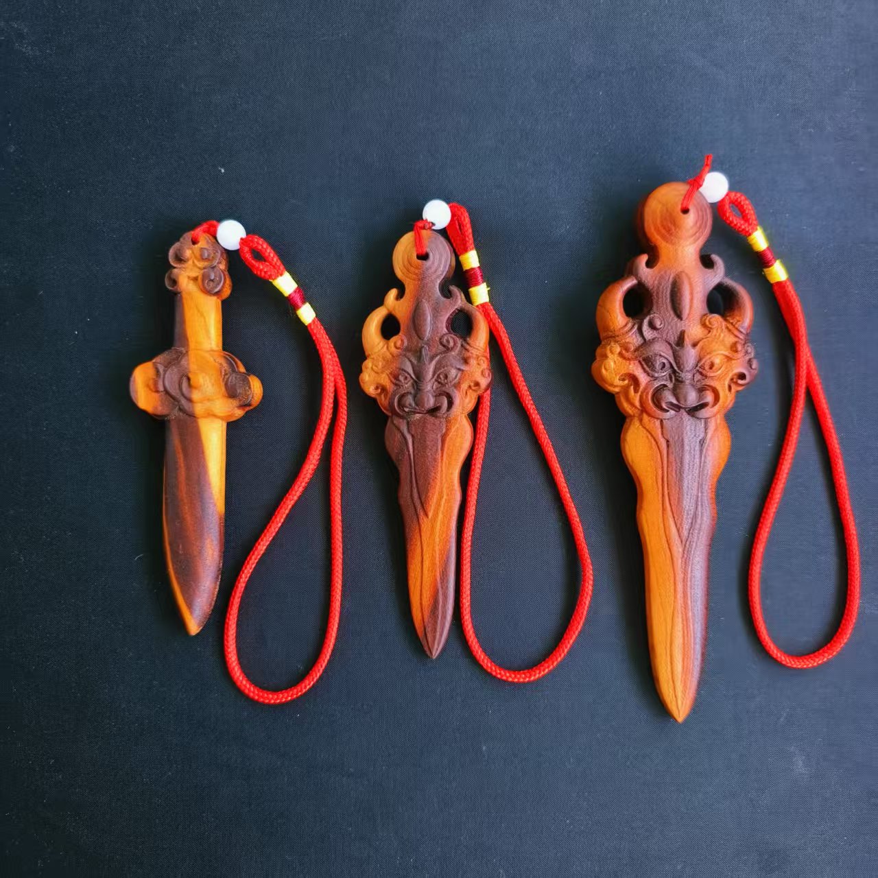 天然雷击木桃木雷焦睚眦剑挂件