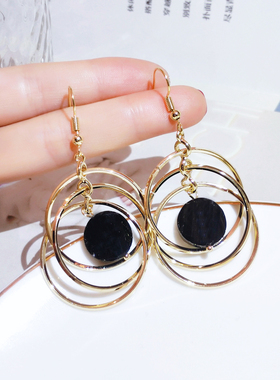 韩国气质网红长款圈圈耳环2024年新款潮耳坠女高级感黑色水晶耳饰