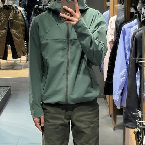 BP自制小太阳平替M8软壳衣防风防泼水弹力连帽冲锋衣轻量透气夹克