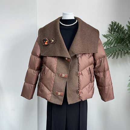 中年妈妈冬装时尚洋气减龄羽绒服女短款加厚显瘦保暖翻领气质外套
