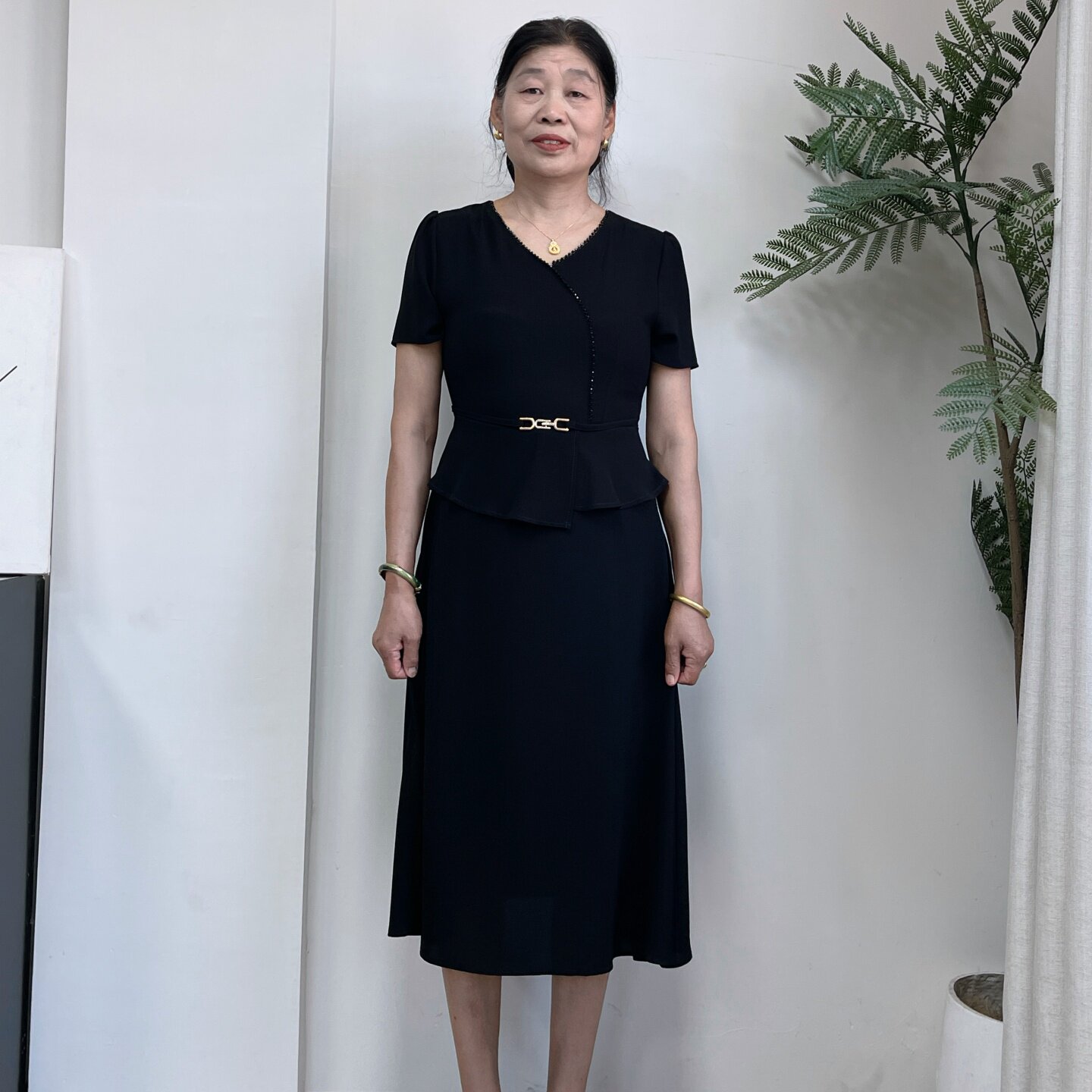 妈妈夏装时尚气质连衣裙洋气显瘦