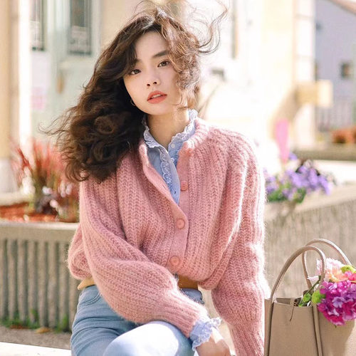 复古钩织长袖宽松圆领开衫毛衣