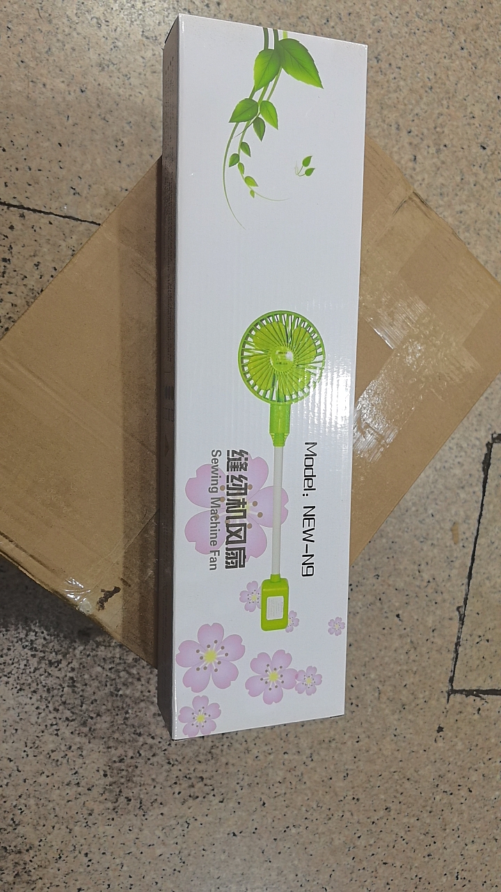 新款直销缝纫机风扇大风力三档可调双磁铁N9平车迷你四寸电风扇