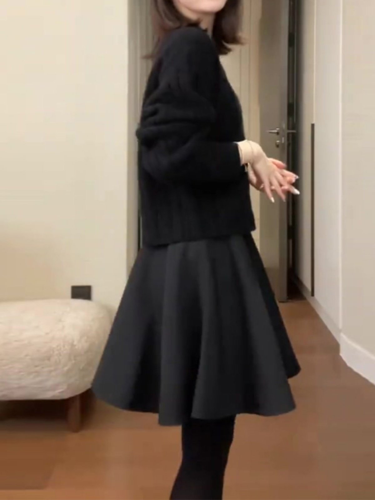 2025年秋冬新款女装洋气赫本风高腰覆古显瘦A字半身裙黑色短裙潮,女装/女士精品,大码半身裙,淘宝优惠券,粉丝福利购,淘宝优惠卷