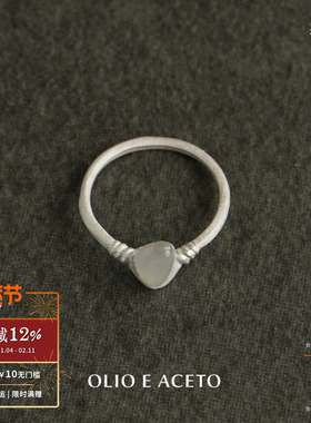 OLIOEACETO纯银月光石戒指