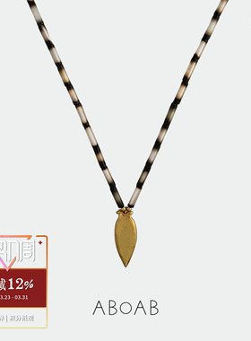 BlackNWhiteTwinBirds项链