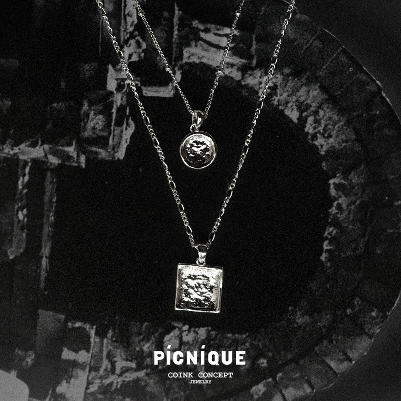 PICNIQUE小圆片方形挂坠项链 925纯银简约小吊坠手工质感锁骨链_虎窝淘