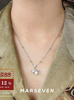 白色绳结珍珠葫芦吊坠项链