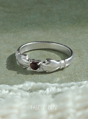 SALEEPEPE纯银抱抱爱心戒指