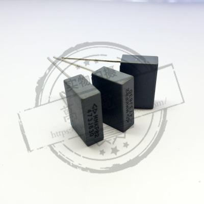 法拉MMKP82校正电容630V473J 0.047UF  P15MM方块电容器C822J473J