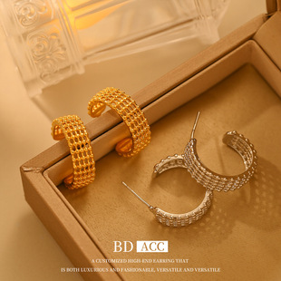 欧美风复古耳饰高级感气质镂空耳圈小众光面设计金属感耳环女