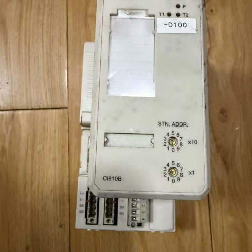 通讯模块CI810b ，款，功能包好，成色所示