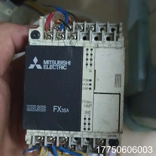 三菱FX3SA-14MT-CM，图片实拍。表面有点破损，不影