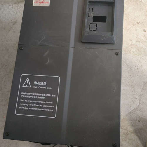 德弗斯变频器DS7C-G22/P30-T4，  22KW