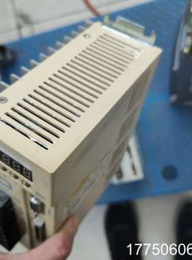 TSDA-15B东伺服驱动器1.5KW，有两台，一台外壳很