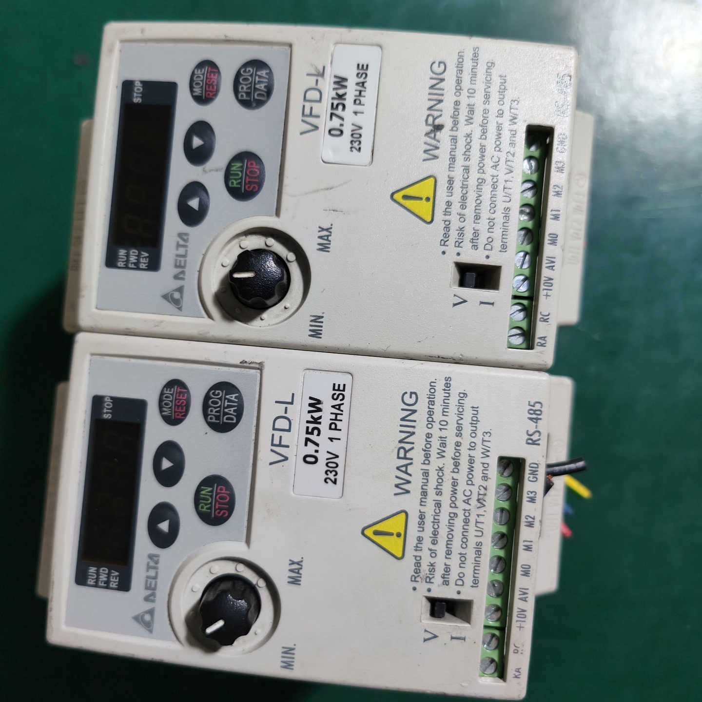 台达变频器VFD007L21A   22V0.75KW