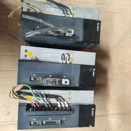 8KW伊莱斯三套ESDC-075DP驱动器，刚回来的