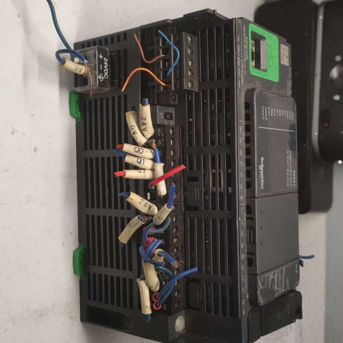 tm241cec24t m241 plc