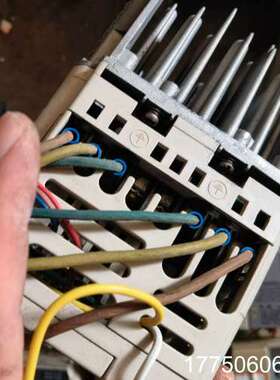 安川变频器2.2/1.5kwVB4A0005BBA五台打