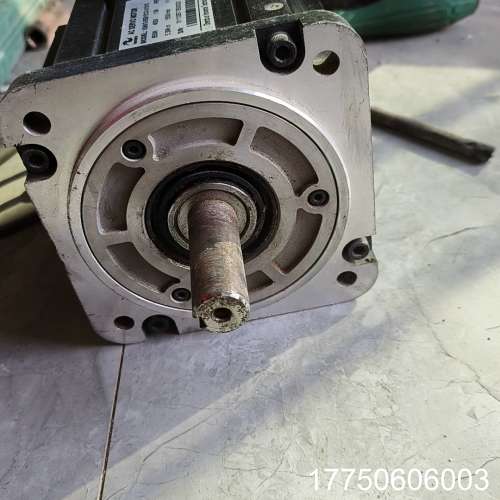 九成新汇川伺服电机   ISMV3-85B15CD-U1