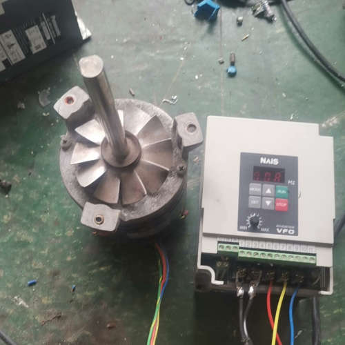 变频器BFV00072GK，220V，0.75KW，