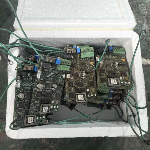 安川PD通讯卡变频器通讯卡S1-P135张S1-PI 包