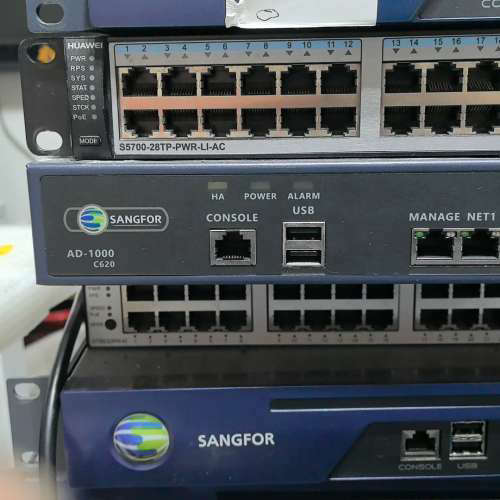 深信服AD-1000-C620负载均衡器,配置6个千兆电口+