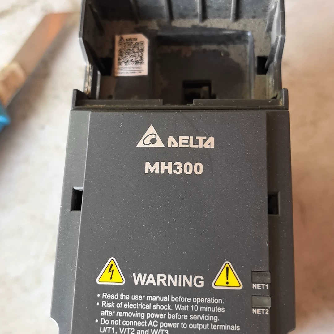 台达VFD4A2MH43ANSAA台达变频器1.5kw一