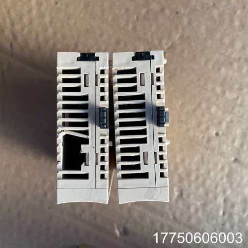 PLC模块，型号:TM2AMI8HT。