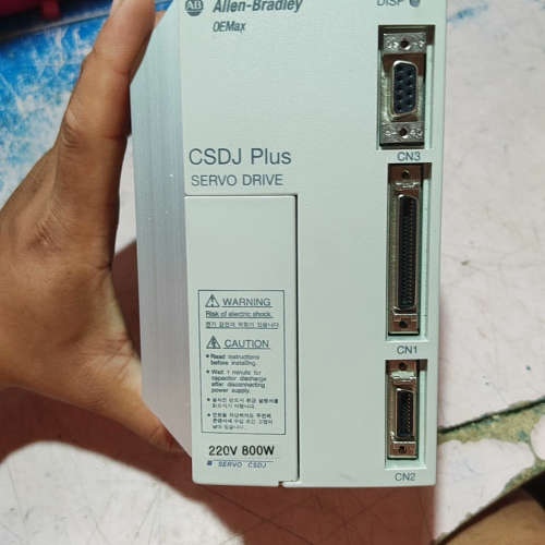 AB罗克韦尔驱动器CSDJ-08BX2，未使用，没包装，