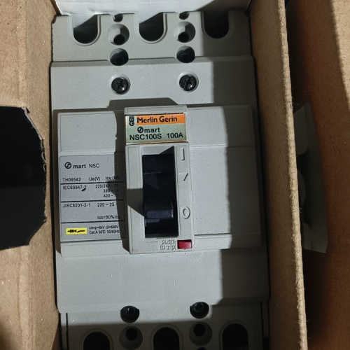 未使用的断路器    NSC100S3100