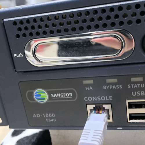 深信服AD-1000-E640负载均衡器。版本升级到7.0.