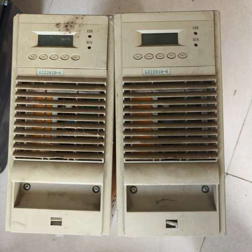 GZ22010-6充电模块，有2个，展示