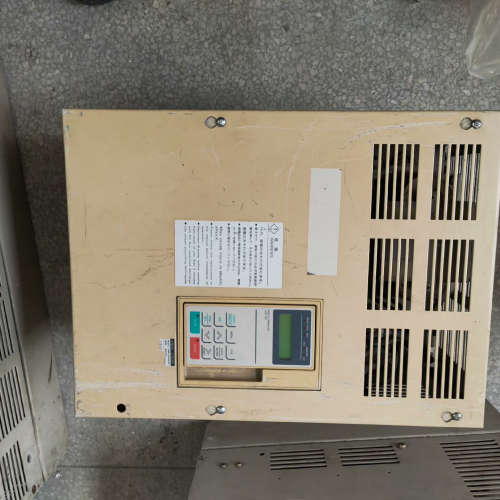 CIMR- L5R4013 安川电梯专用变频器676GL5