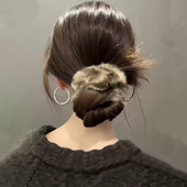 秋冬毛绒大肠发圈高级感头绳女2026新款 韩系低丸子扎头发马尾发绳