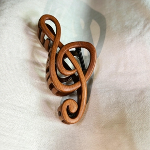 高音谱号抓夹～ 简约木质音符造型发夹高级感头饰气质款2026新款