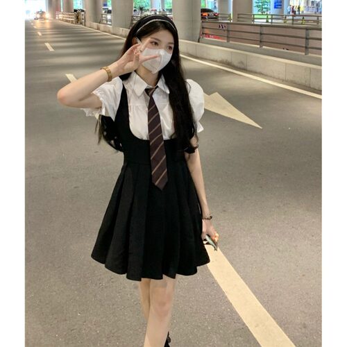 收腰甜酷初恋裙子夏季