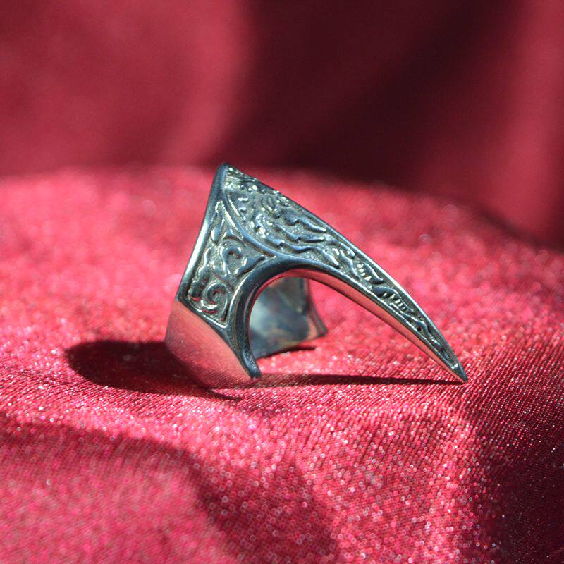 钛钢戒指夸张鹰嘴指环送男友个性另类潮酷酒吧侍者配饰可防身戒指