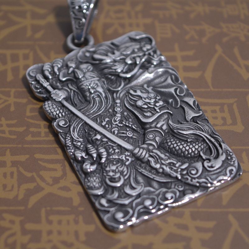 钛钢潮牌饰品316L钢吊牌雕花霸气关公吊坠武财神款挂件不锈钢吊坠