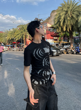 THREENINE 小众夏季无性别设计印花短袖男休闲套头修身T恤打底衫