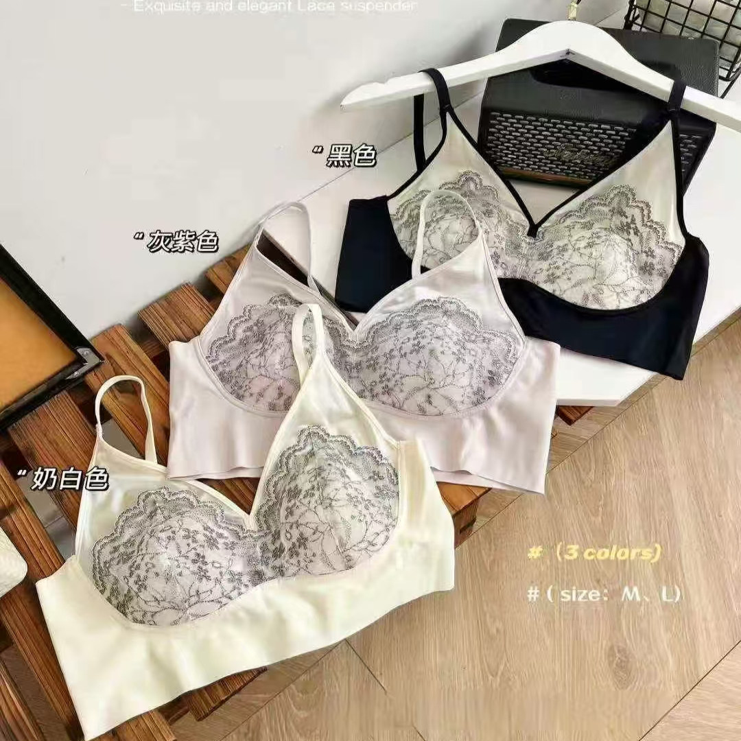 枫之欣2322法式缎面蕾丝拼接国风美背性感文胸大胸显小超薄固定杯