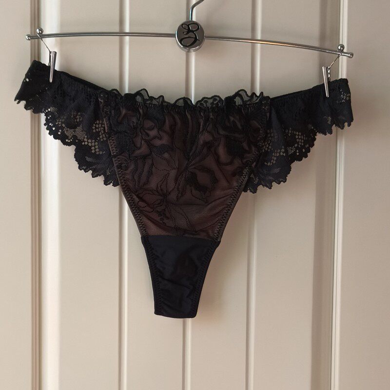 韩国eblin重工刺绣性感魅惑钉子裤t裤