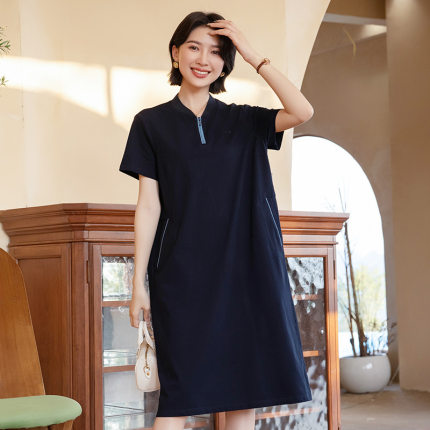 YUN韫polo领连衣裙2026春夏新款高级感中长款女黑色时尚百搭裙子
