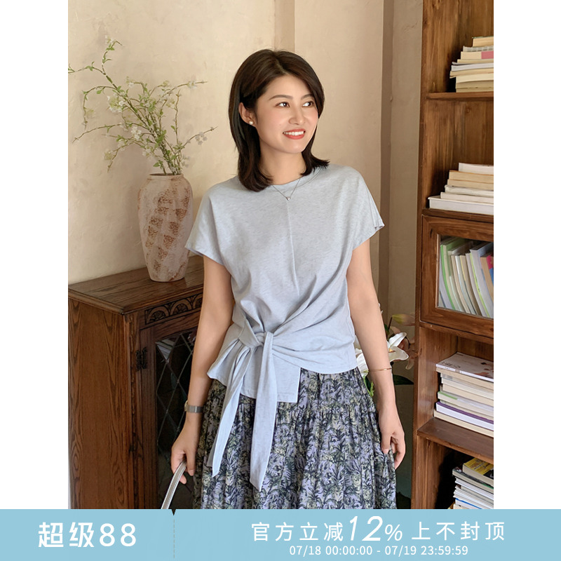 设计感系带百搭收腰雪花棉T恤
