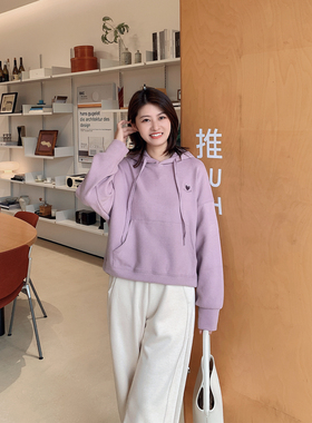 紫璐莱爱心创可贴~宽松休闲紫色爱心植绒百搭圆领连帽卫衣女286X