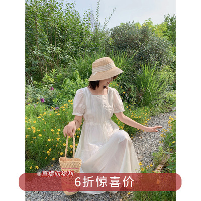法式方领蕾丝花边拼接天丝连衣裙