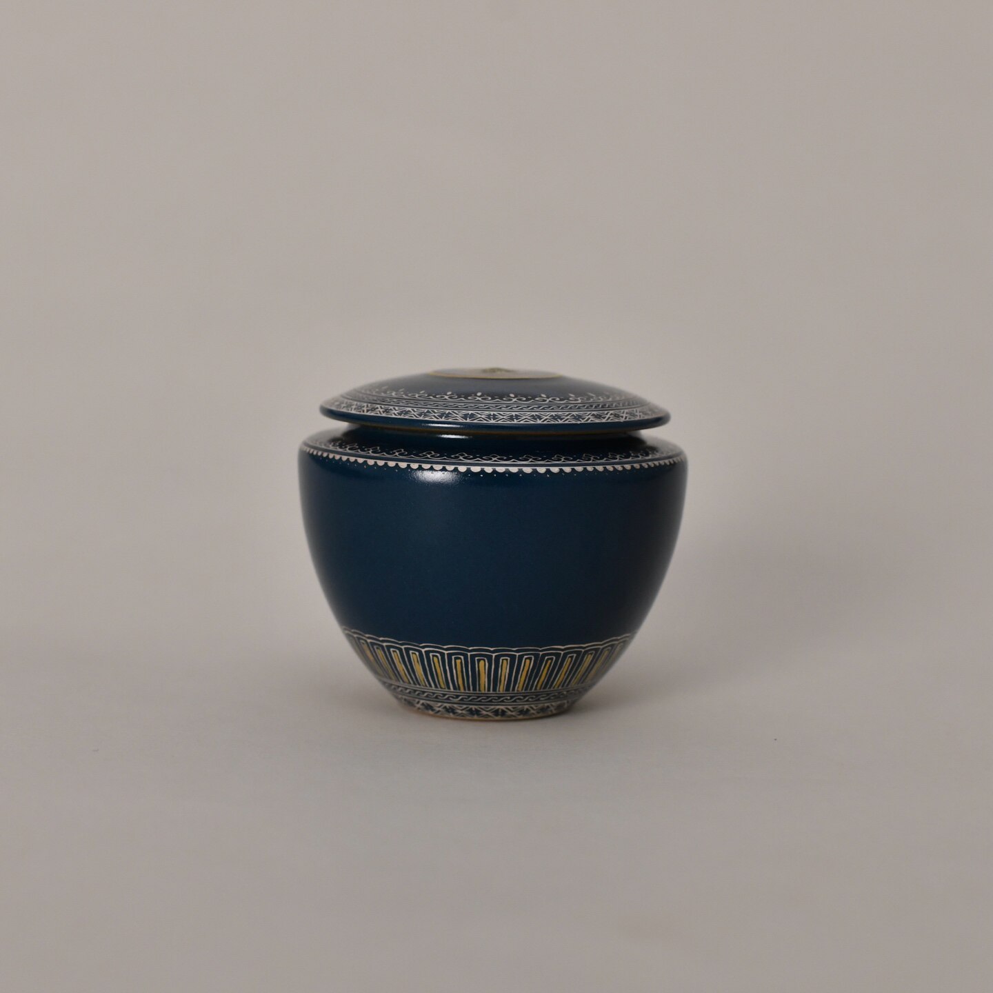 景德镇云泊碧城金银彩鸡心茶叶罐中式茶室空间手工手绘陶瓷罐