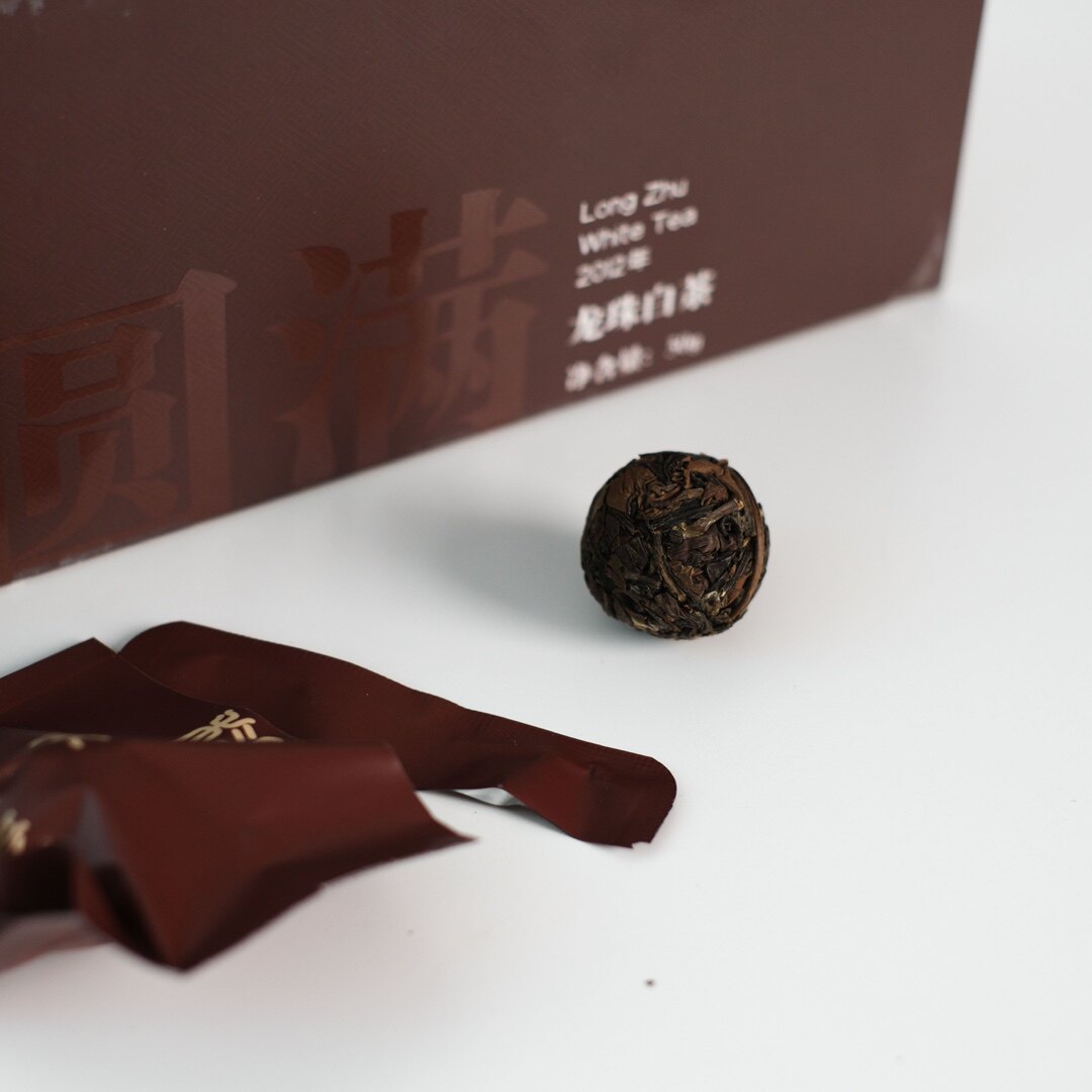 中雄御品2012年龙珠寿眉白茶