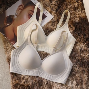 日系无钢圈小胸聚拢显大收副乳文胸无钢圈透气舒适无痕内衣女胸罩